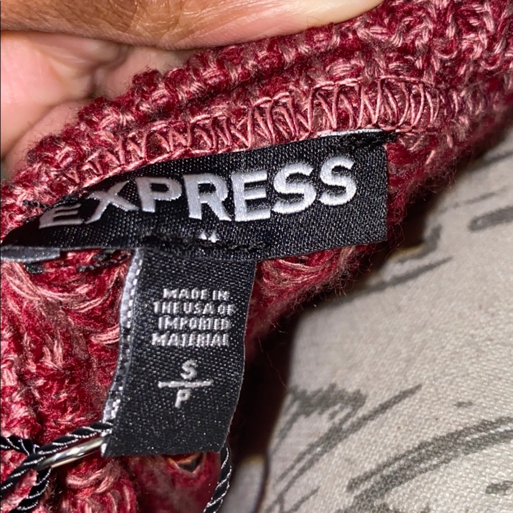 Express Cable Split Back Sweater - Picture 3 of 5